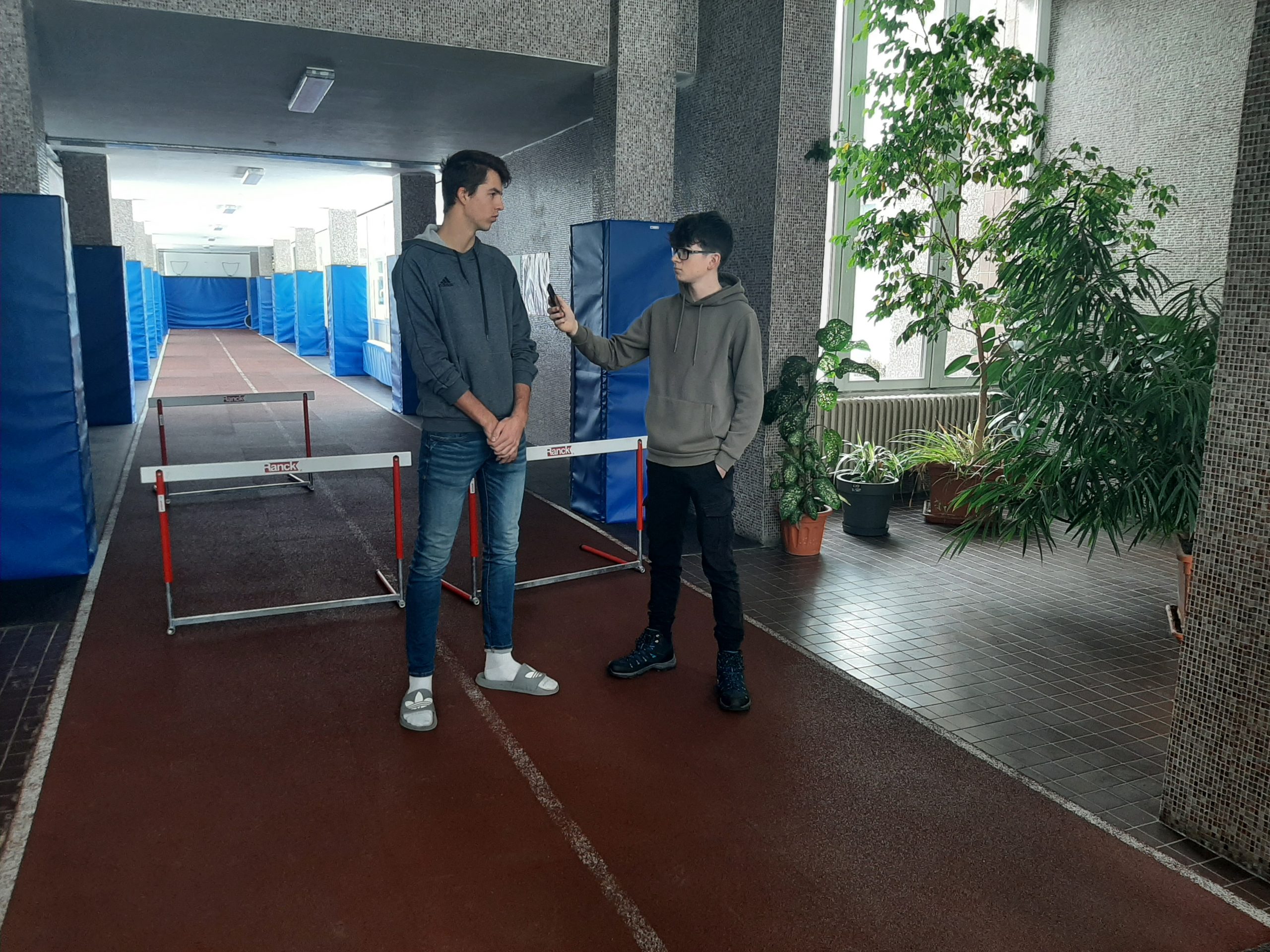 Setkání našich žáků s hosty z gymnázia Týn nad Vltavou v rámci projektu Different schools