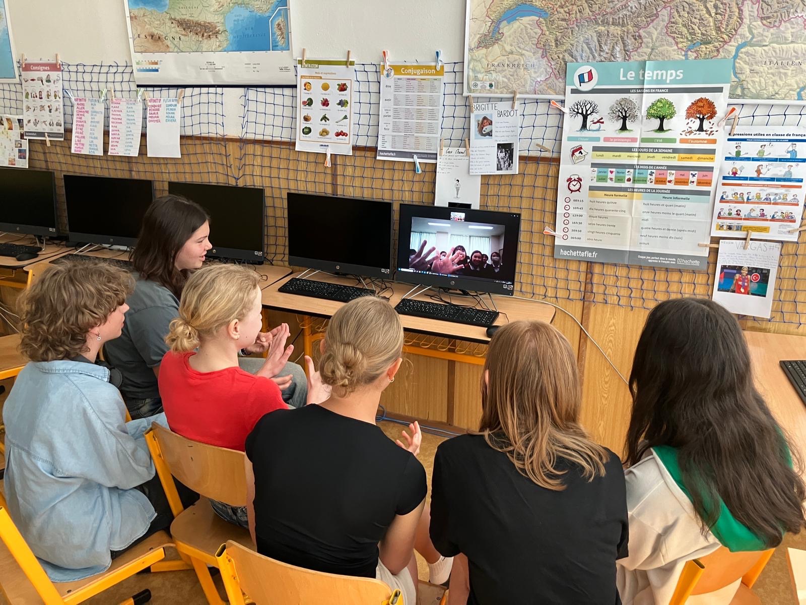 On-line meeting v rámci mezinárodního projektu “Česko-japonský debatní klub”