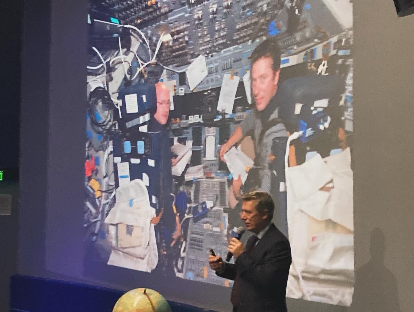 Setkání s astronautem ESA Robertem Vittorim.